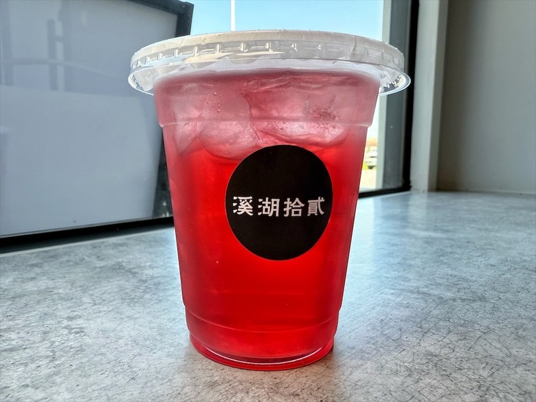 溪湖咖啡廳、早午晚餐、下午茶,在地複合式餐飲店,環境讓人超chill的