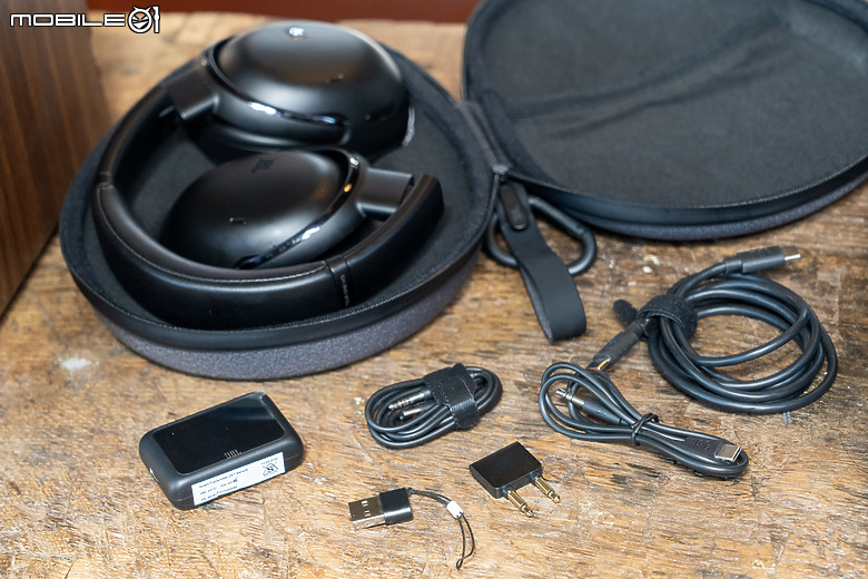 JBL Tour One M3 耳罩式耳機｜首搭 Smart Tx 原音發射器、影音體驗全面進化！