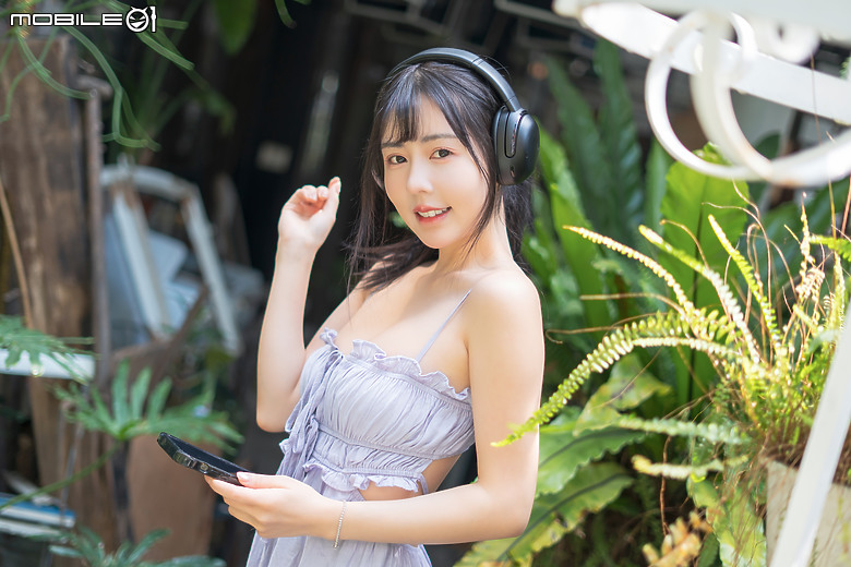 JBL Tour One M3 耳罩式耳機｜首搭 Smart Tx 原音發射器、影音體驗全面進化！