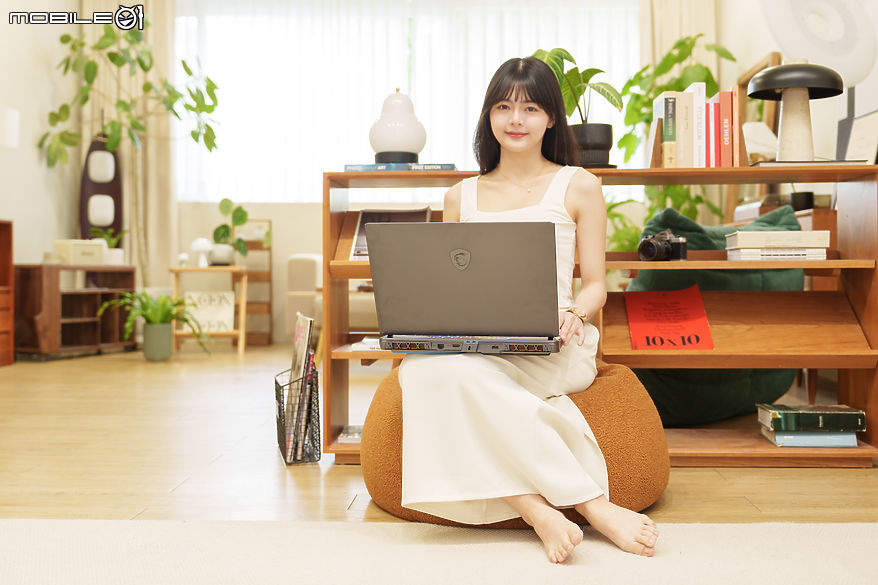 點我看大圖 MSI Vector 16 HX AI A2WX 測試報告|AI 世代的高效創作與遊戲筆電利器