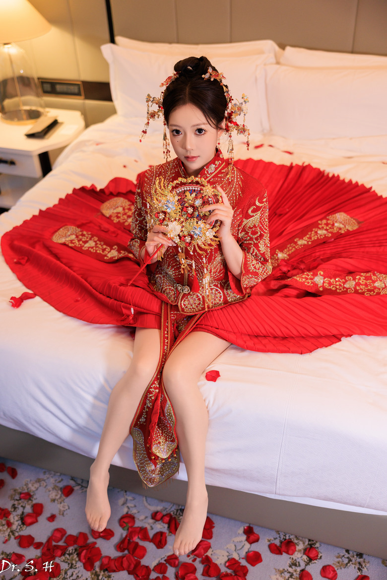 中式新娘服 (秀禾)