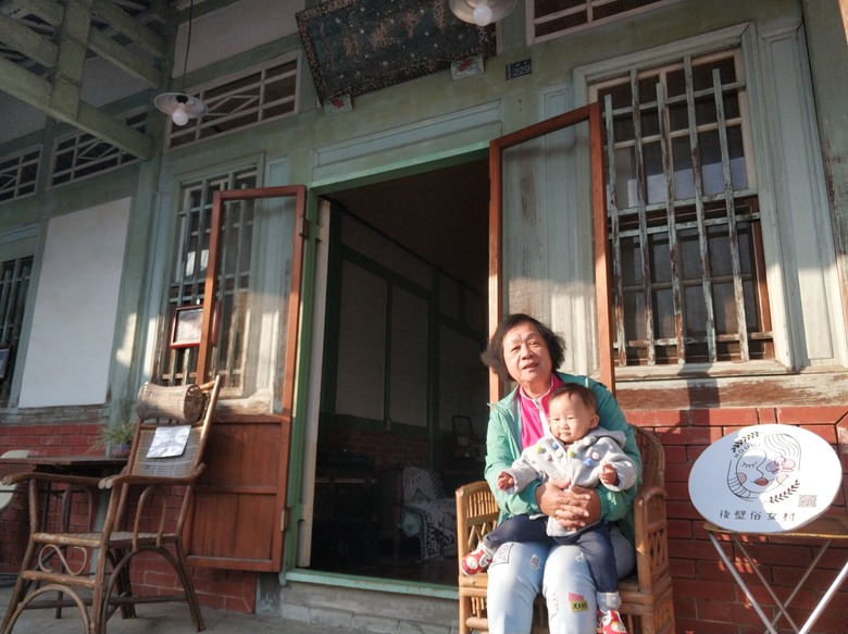 2025年，嘉南，小小孩的騎旅，日不落木棉花道^_^
