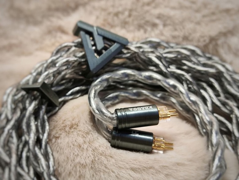 《 Vortex Cables Iris 銅鍍銀升級線 開箱》