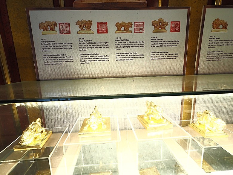順化皇城(Kinh thành Huế)、啟定皇陵(Lăng Khải Định)、靈姥寺(天姥寺) (Chùa Thiên Mụ)、線香民俗文化村(Incense Village)、皇帝宮廷宴,附掛峴港 AU LAC BEACH海鮮餐廳 — 2025年越南峴港、會安、美山、順化、巴拿山太陽世界六日歷史文化及遊樂園之旅 第五回