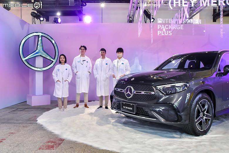 來去Mercedes-Benz Energizing Hub施作科技健檢|久違的飛輪及五大科技深入體驗!