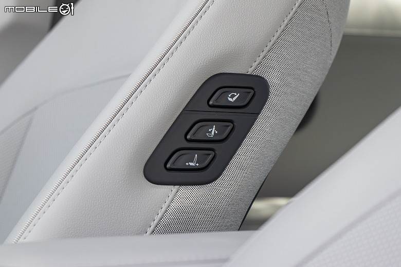Hyundai Ioniq 5 小改款試駕｜外型出眾無疑，內在、續航更進化！