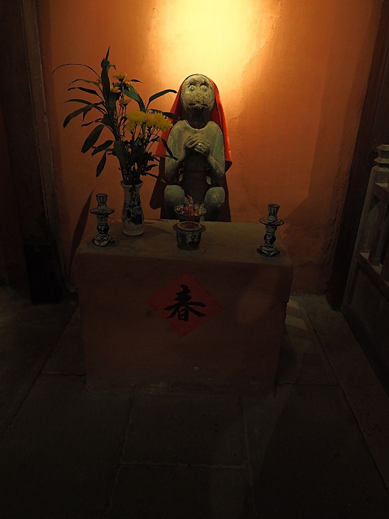 會安古鎮 (來遠橋、Faifo Coffee、華人會館群)、會安夜市、在地美食HOME Hoi An 餐廳、秋盆河乘船放水燈 — 2025年越南峴港、會安、美山、順化、巴拿山 — 聯合國世界文化遺產及遊樂園之六日悠遊 第一回