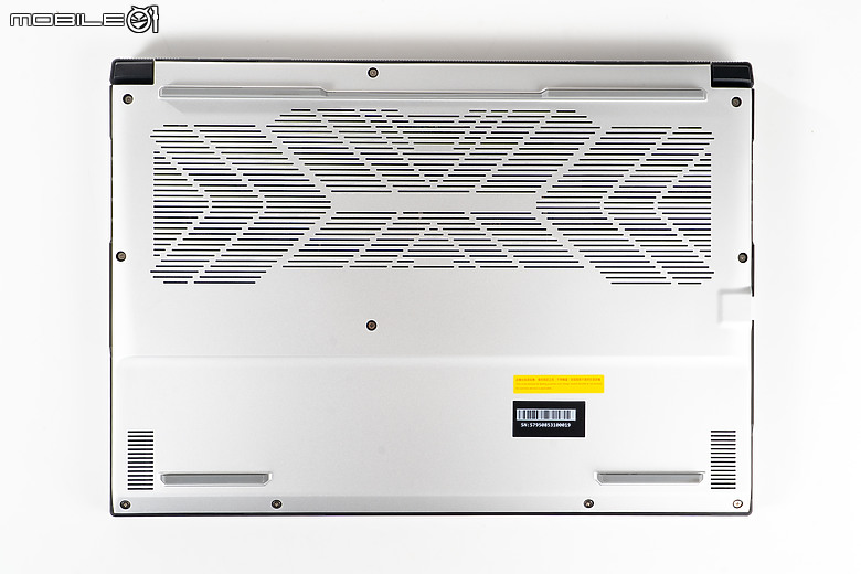 GIGABYTE AERO X16 測試報告｜遊戲創作雙棲的輕薄多工 AI 筆電！