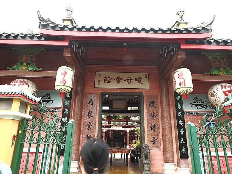 會安古鎮 (來遠橋、Faifo Coffee、華人會館群)、會安夜市、在地美食HOME Hoi An 餐廳、秋盆河乘船放水燈 — 2025年越南峴港、會安、美山、順化、巴拿山 — 聯合國世界文化遺產及遊樂園之六日悠遊 第一回