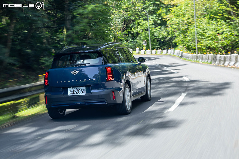 MINI Countryman E 試駕&電耗測試|入門卻不含糊,加速、電耗超越期待!