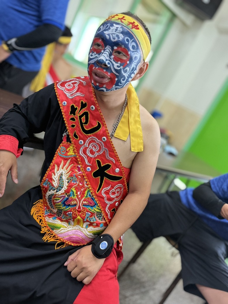 慰勞神明的開路先鋒