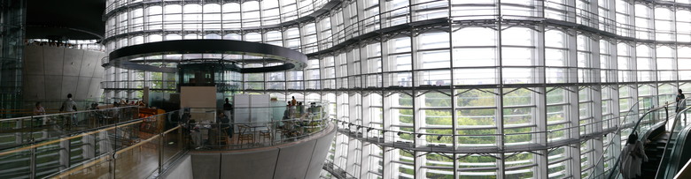 東京國立新美術館