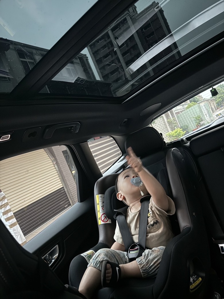 人生中第三台車!XC60兩大兩小安全的好選擇❤️