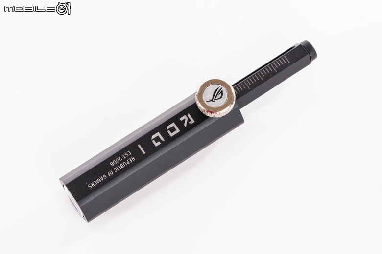 ROG ASTRAL RTX 5090 32GB GDDR7 OC 超頻版顯示卡開箱實測 空冷顯示卡王者降臨