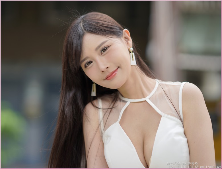 【 請支援收玲 】三顧許玲玲! 一陰天外拍還是要打閃的啦!