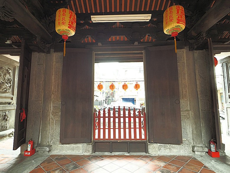 帶領探訪新莊故事 之 2025潮盛新莊活動 —《廟街:眾神連線》集章散策 與 《祭典中的ㄈㄨˊ碼》特展