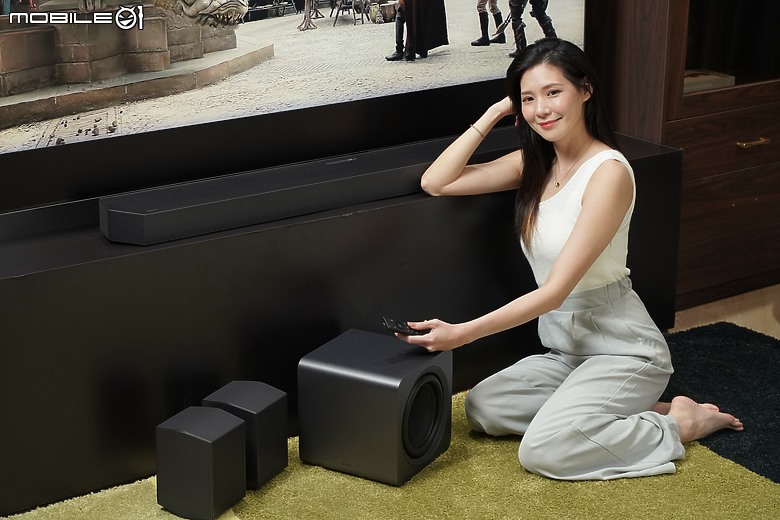 三星旗艦 Soundbar HW-Q990F 首度拆解公開,低音更飽滿的秘密藏在這個設計!