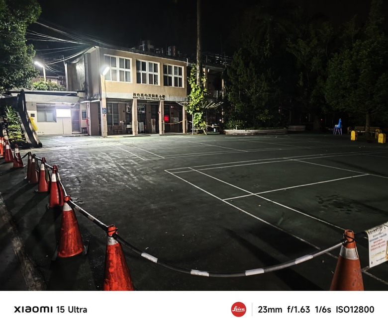 我們家的兩天一夜新竹行 - 內灣老街逛吃買 / 威尼斯溫泉露營車 / 內灣國小螢火蟲 / 內灣吊橋看桐花 / 新竹關西鎮農會新農民市場