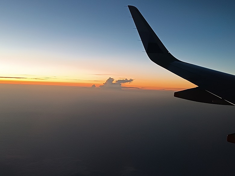 中越峴港自助旅行之景點簡述與交通攻略 — 華航CI787+CI790班機、峴港機場入出境、當地包車接送與Grab — 2025年越南峴港、會安、美山、順化、巴拿山太陽世界六日歷史文化及遊樂園之旅 — 「楔子」