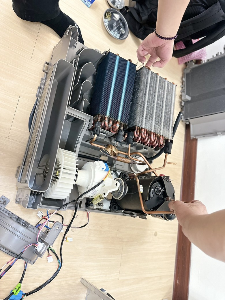 LG 尊榮保養服務初體驗丨維持衣物品質 延長乾衣機效能