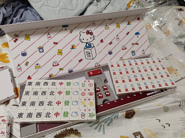 Maxhill×Hello kitty 麻將微開箱