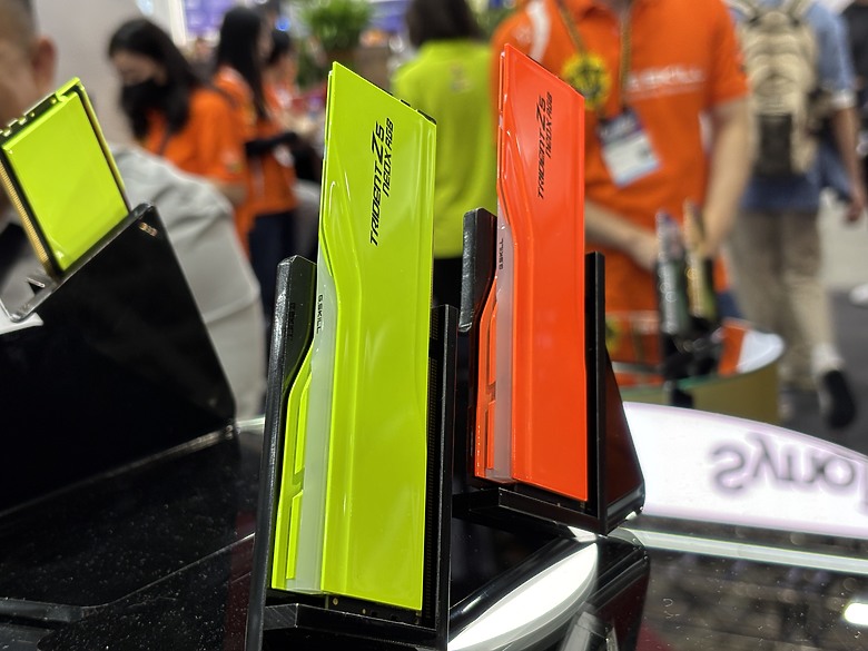 點我看大圖 杜甫遊記:Computex 2025(下)MONTECH/LianLi/darkFlash/Cougar/DeepCool/iRocks/TT/VK