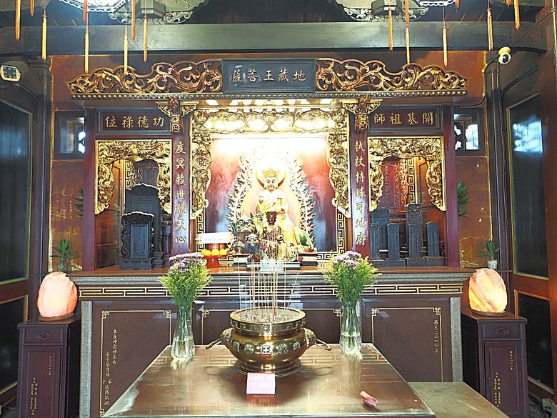 帶領探訪新莊故事 之 2025潮盛新莊活動 —《廟街:眾神連線》集章散策 與 《祭典中的ㄈㄨˊ碼》特展