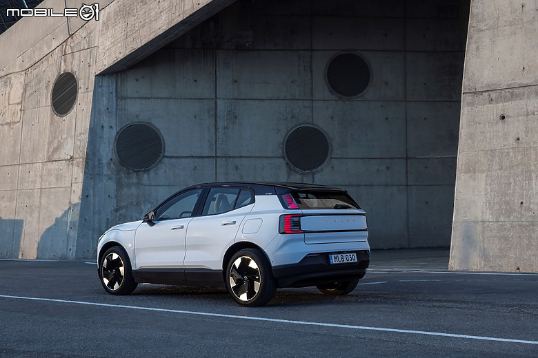 【國內新訊】Volvo EX30「小 即大作」全台巡迴特展開跑,巨大化車輛元素體驗北歐設計美學!