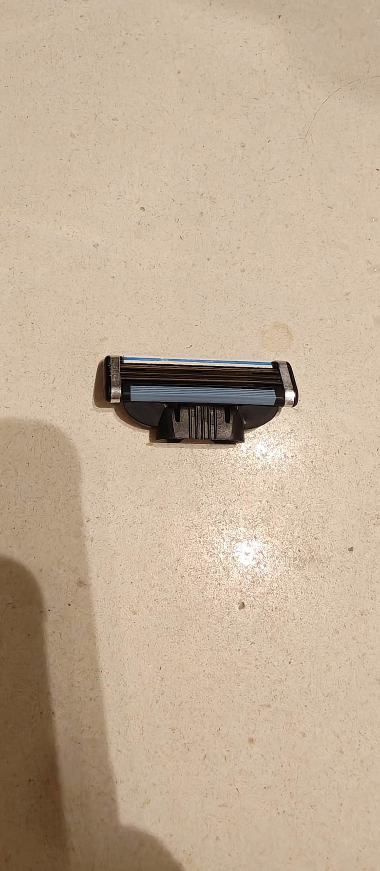 請問這是什麼牌子的刮鬍刀刀片？