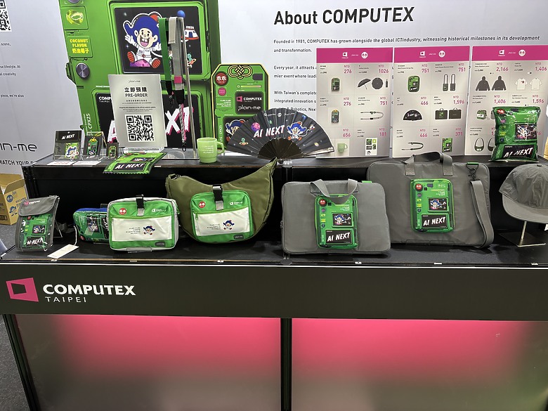 點我看大圖 杜甫遊記:Computex 2025(下)MONTECH/LianLi/darkFlash/Cougar/DeepCool/iRocks/TT/VK