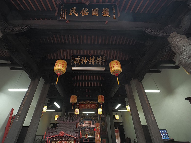 帶領探訪新莊故事 之 2025潮盛新莊活動 —《廟街：眾神連線》集章散策 與 《祭典中的ㄈㄨˊ碼》特展