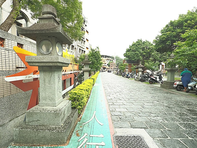 帶領探訪新莊故事 之 2025潮盛新莊活動 —《廟街:眾神連線》集章散策 與 《祭典中的ㄈㄨˊ碼》特展