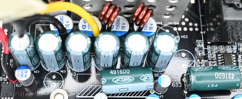 LIAN LI EDGE GOLD EG1000G 1000W金牌全模組化電源開箱