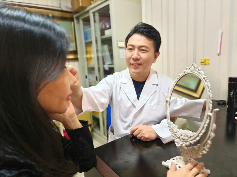 免動刀隆鼻選擇多！精緻挺翹韓式鼻型靠「這招」打造