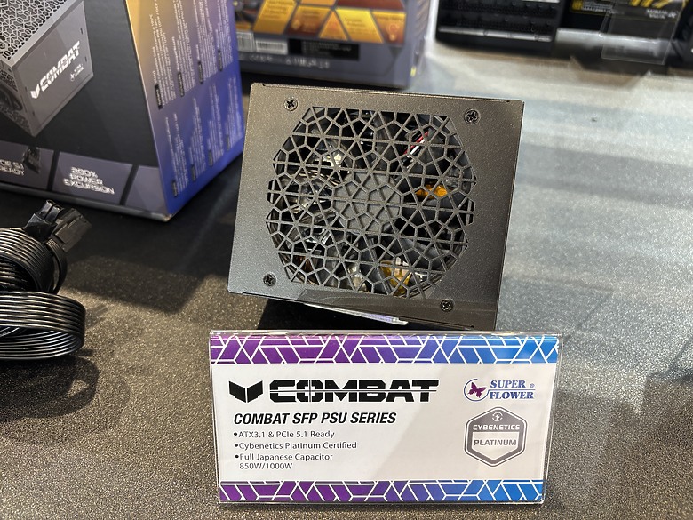 點我看大圖 杜甫遊記:Computex 2025(下)MONTECH/LianLi/darkFlash/Cougar/DeepCool/iRocks/TT/VK
