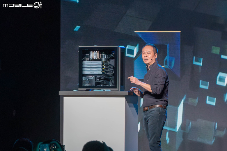 【Computex 2025】AMD 推出 Radeon AI PRO 9700 繪圖卡 以 4 張 GPU 結合提供海量顯示記憶體運算配置