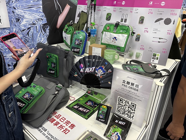 點我看大圖 杜甫遊記:Computex 2025(下)MONTECH/LianLi/darkFlash/Cougar/DeepCool/iRocks/TT/VK