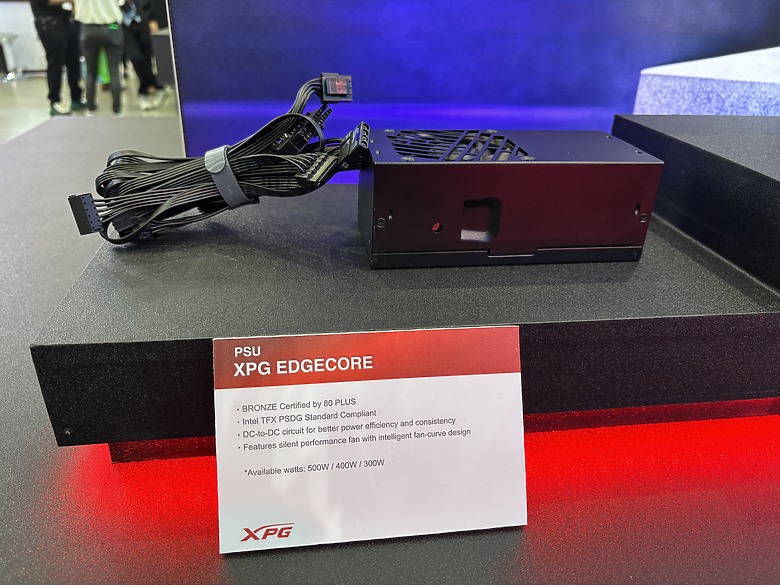 點我看大圖 杜甫遊記:Computex 2025(下)MONTECH/LianLi/darkFlash/Cougar/DeepCool/iRocks/TT/VK