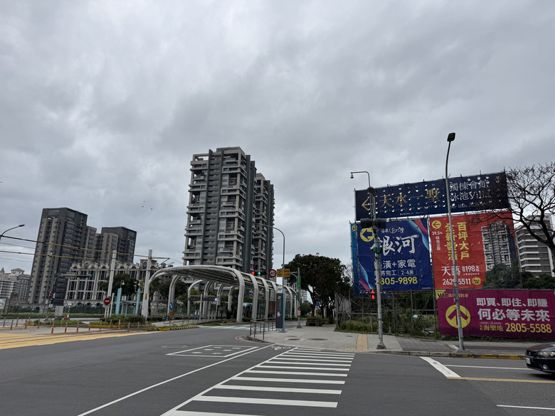 房子那麼多可以挑~還要考慮淡水嗎?