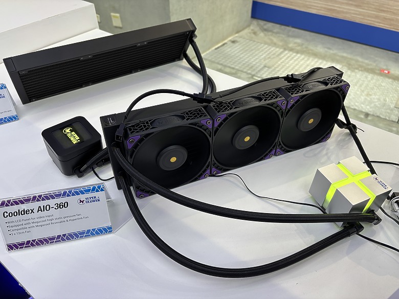 點我看大圖 杜甫遊記:Computex 2025(下)MONTECH/LianLi/darkFlash/Cougar/DeepCool/iRocks/TT/VK