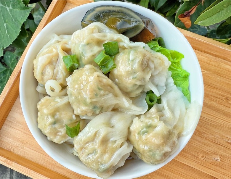 滿滿粽葉香的肉粽,每顆粽子獨立真空包裝設計,想吃多少拆多少,美味不變質