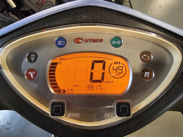 電動機車車主的心痛時刻，光陽Candy 3.0換電池經驗分享
