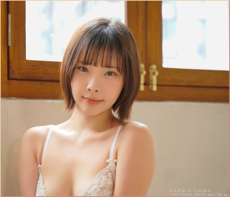 【 辣個 Vicky教主 】唯美棚拍教科書 ! 怪怪的貓爪入教儀式
