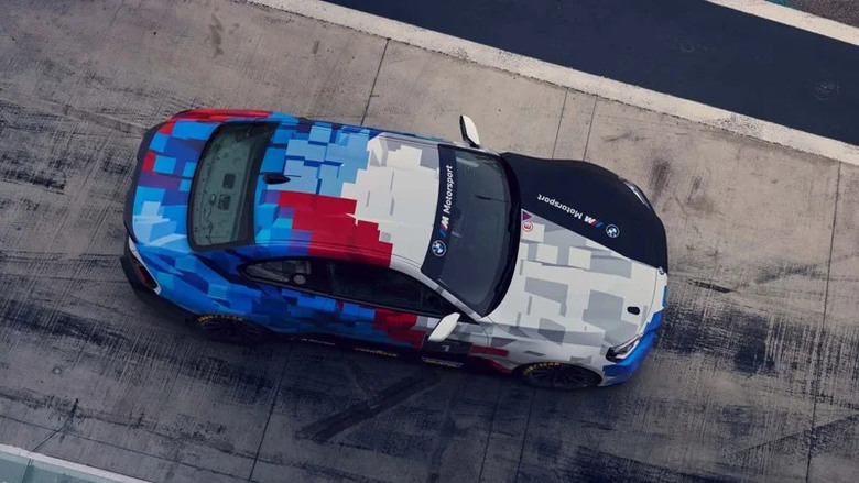 BMW M2 賽車版「降格」改四缸?BMW:成本與入門考量是主因!