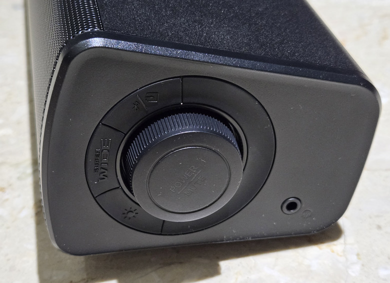 【開箱簡測】Creative Sound Blaster GS5 開箱簡介