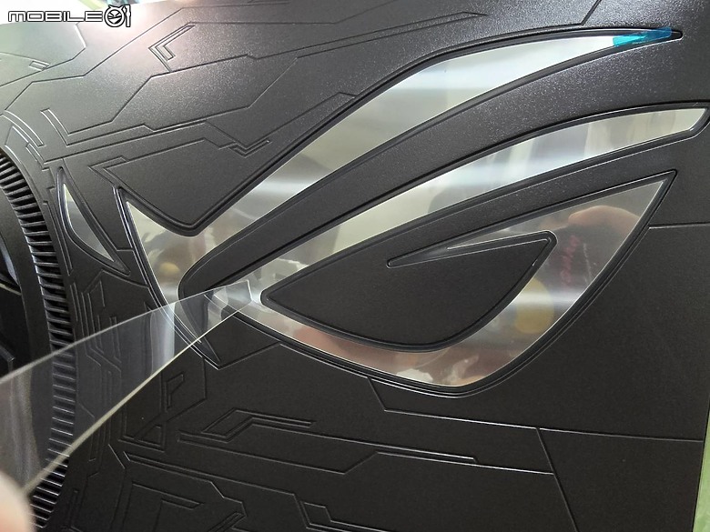 不用萬元就有雙模式4K的ROG Strix XG27UCG 小開箱