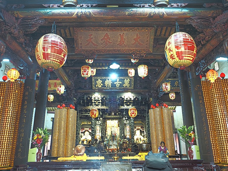 帶領探訪新莊故事 之 2025潮盛新莊活動 —《廟街:眾神連線》集章散策 與 《祭典中的ㄈㄨˊ碼》特展