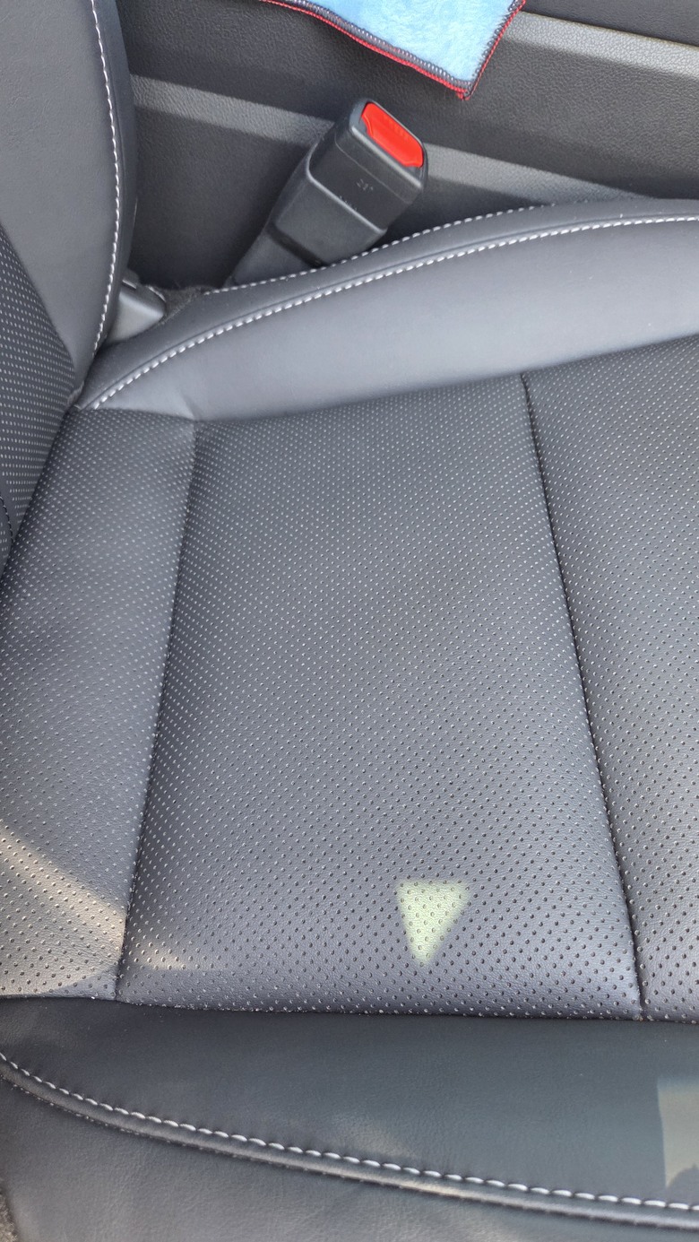 NX 350 皮椅的問題