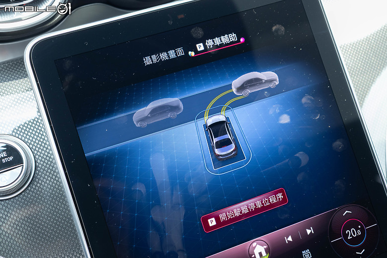 Mercedes-Benz C 200 新年式試駕｜人生進階首選，新年式還有柏林之音加持！