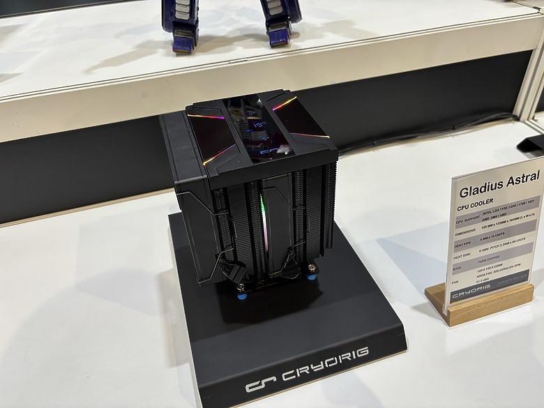 點我看大圖 杜甫遊記:Computex 2025(下)MONTECH/LianLi/darkFlash/Cougar/DeepCool/iRocks/TT/VK